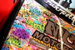 sticker_bomb_graffiti_007.jpg